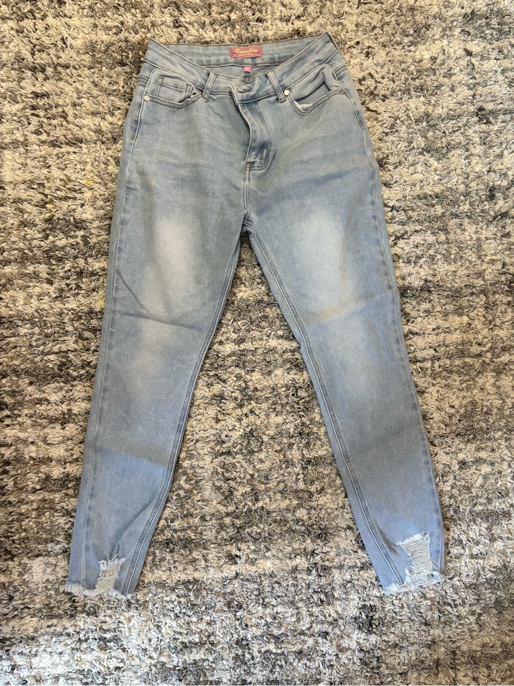 BAMBOO Light Blue High-Rise Women's Jeans with Distressed Hem